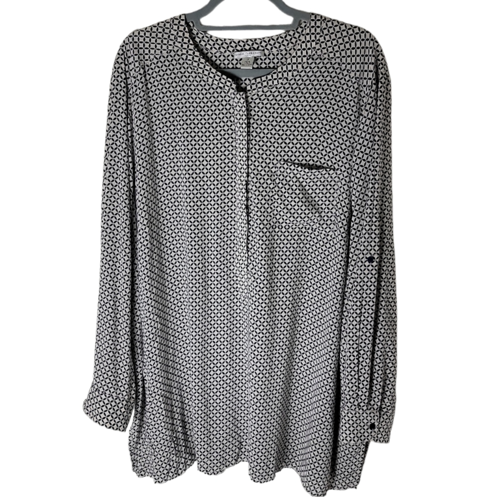Dalia Collection plus size 3X geometric print half button blouse black white